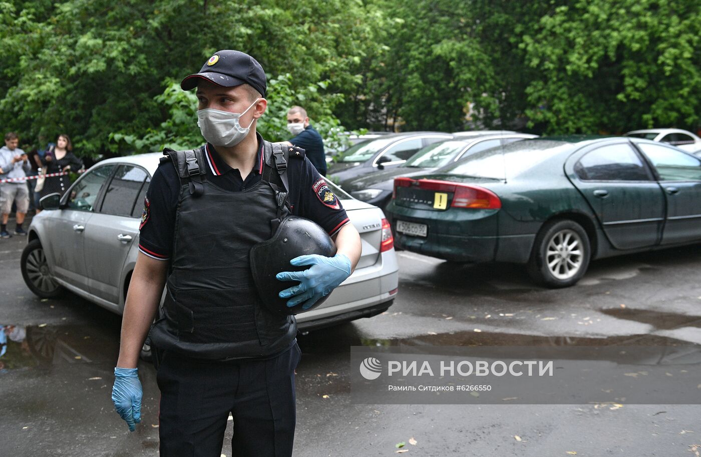  Мужчина открыл стрельбу на севере Москвы