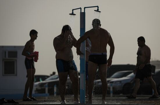 Открытие пляжного сезона в Баку