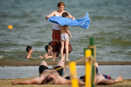 Открытие пляжного сезона в Баку
