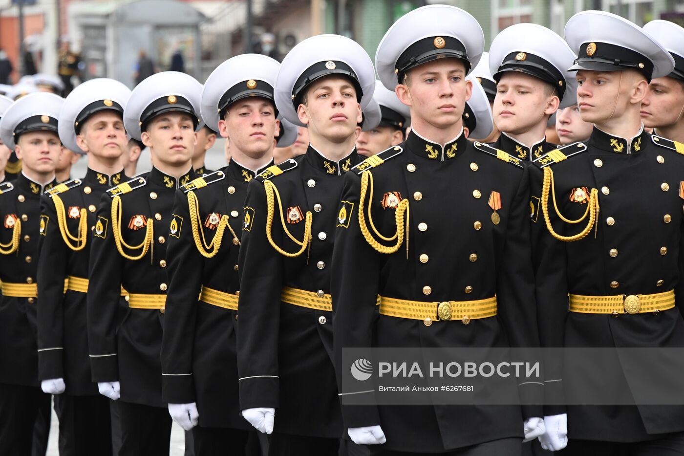 Генеральная репетиция парада Победы в городах России