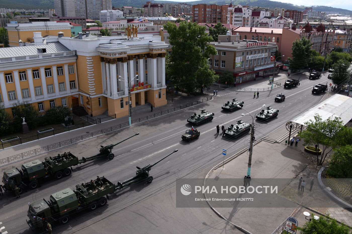 Генеральная репетиция парада Победы в городах России