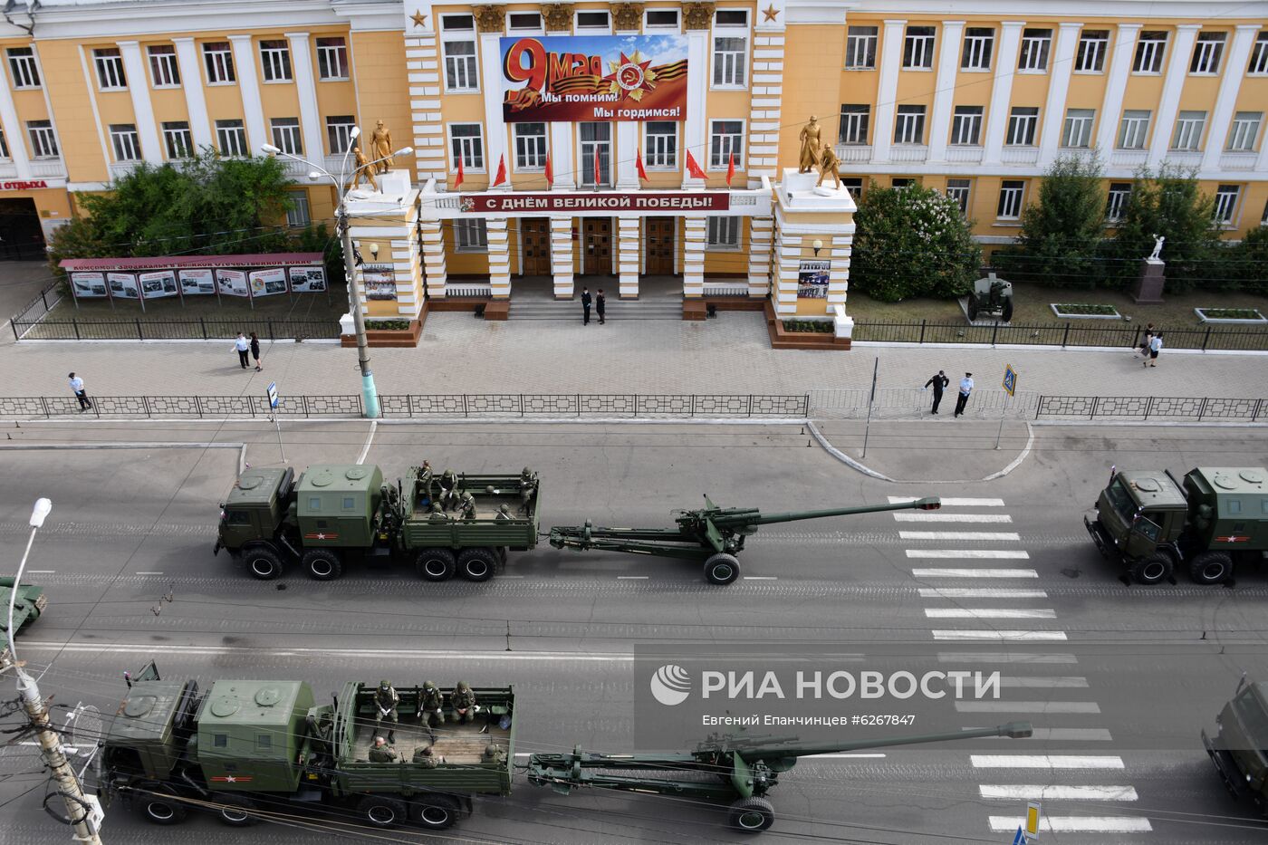 Генеральная репетиция парада Победы в городах России