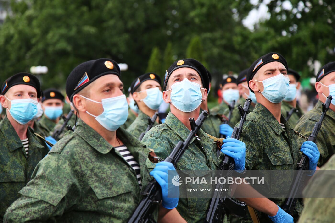 Репетиция парада Победы в Донецке