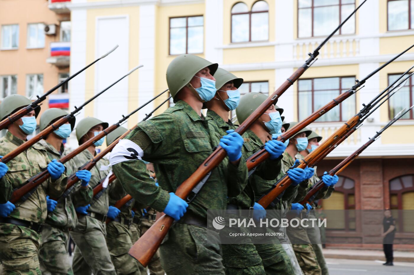 Репетиция парада Победы в Донецке