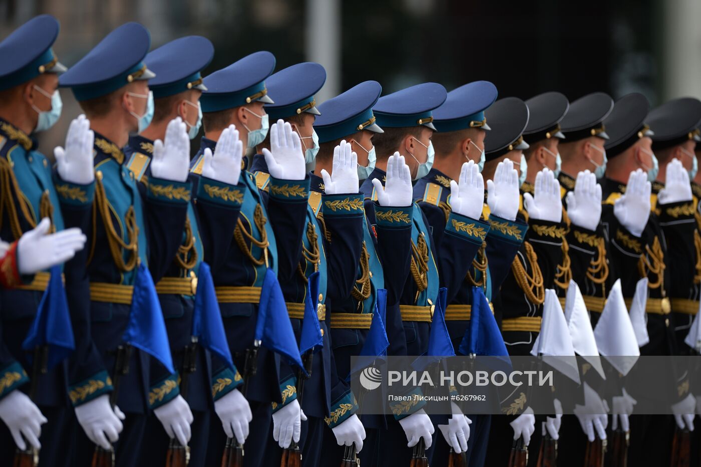 Генеральная репетиция парада Победы в городах России