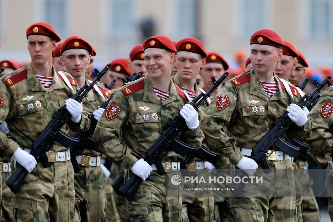 Генеральная репетиция парада Победы в городах России