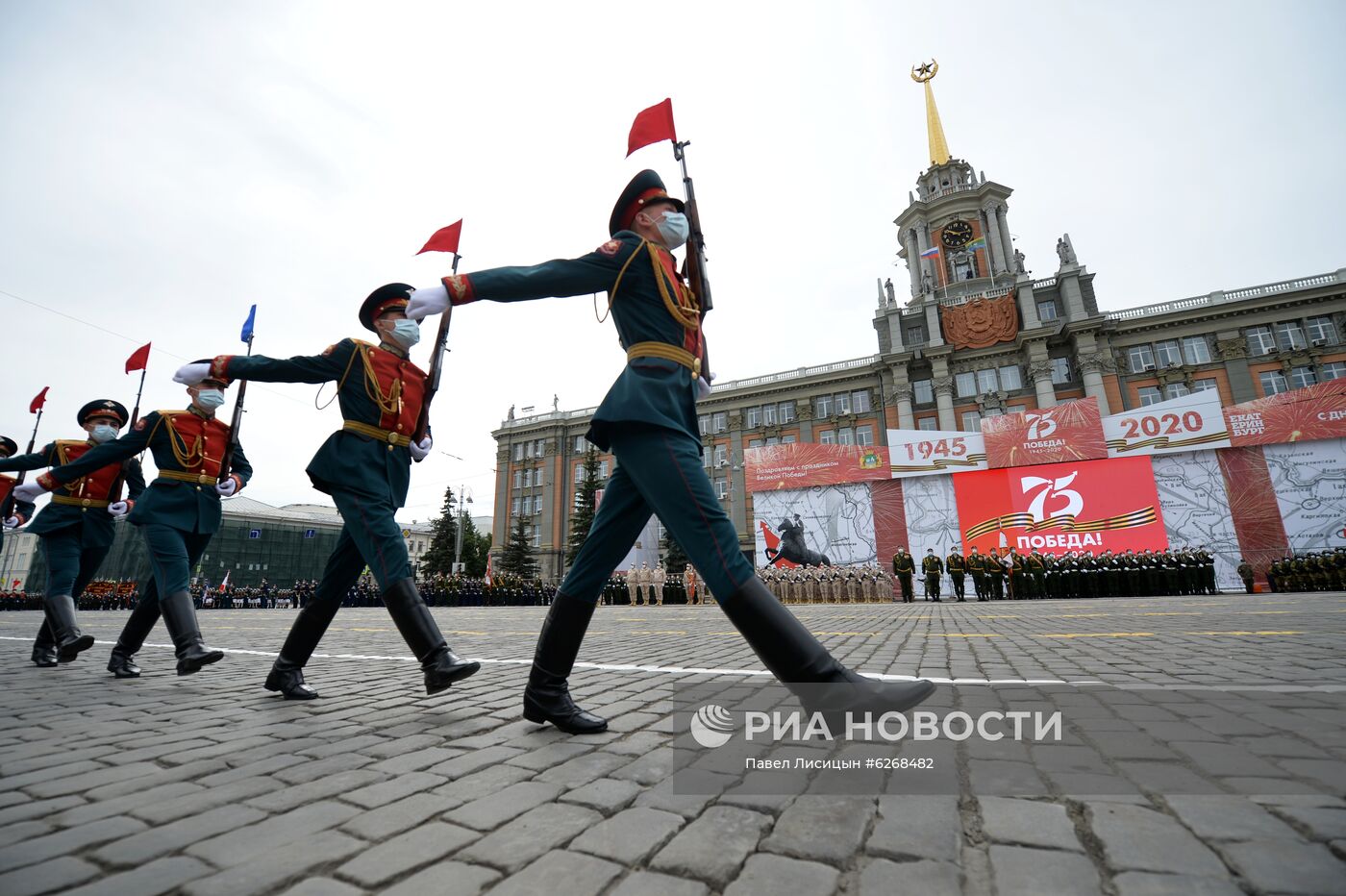 Генеральная репетиция парада Победы в городах России