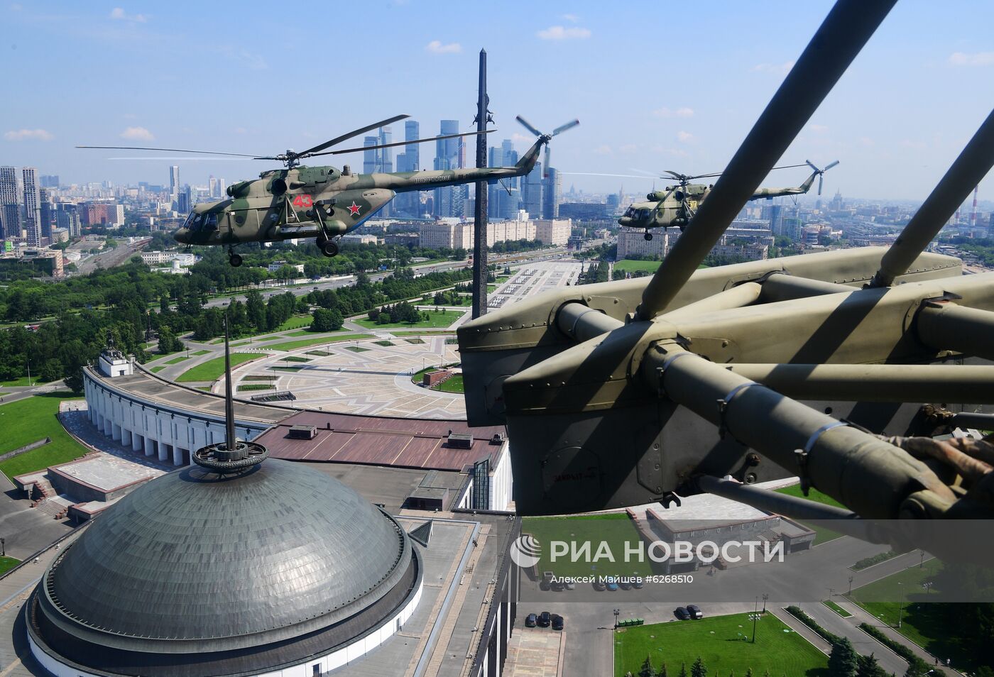 Генеральная репетиция парада Победы в Москве