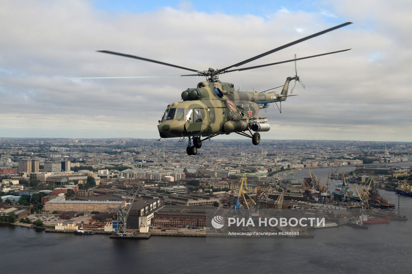 Генеральная репетиция парада Победы в городах России