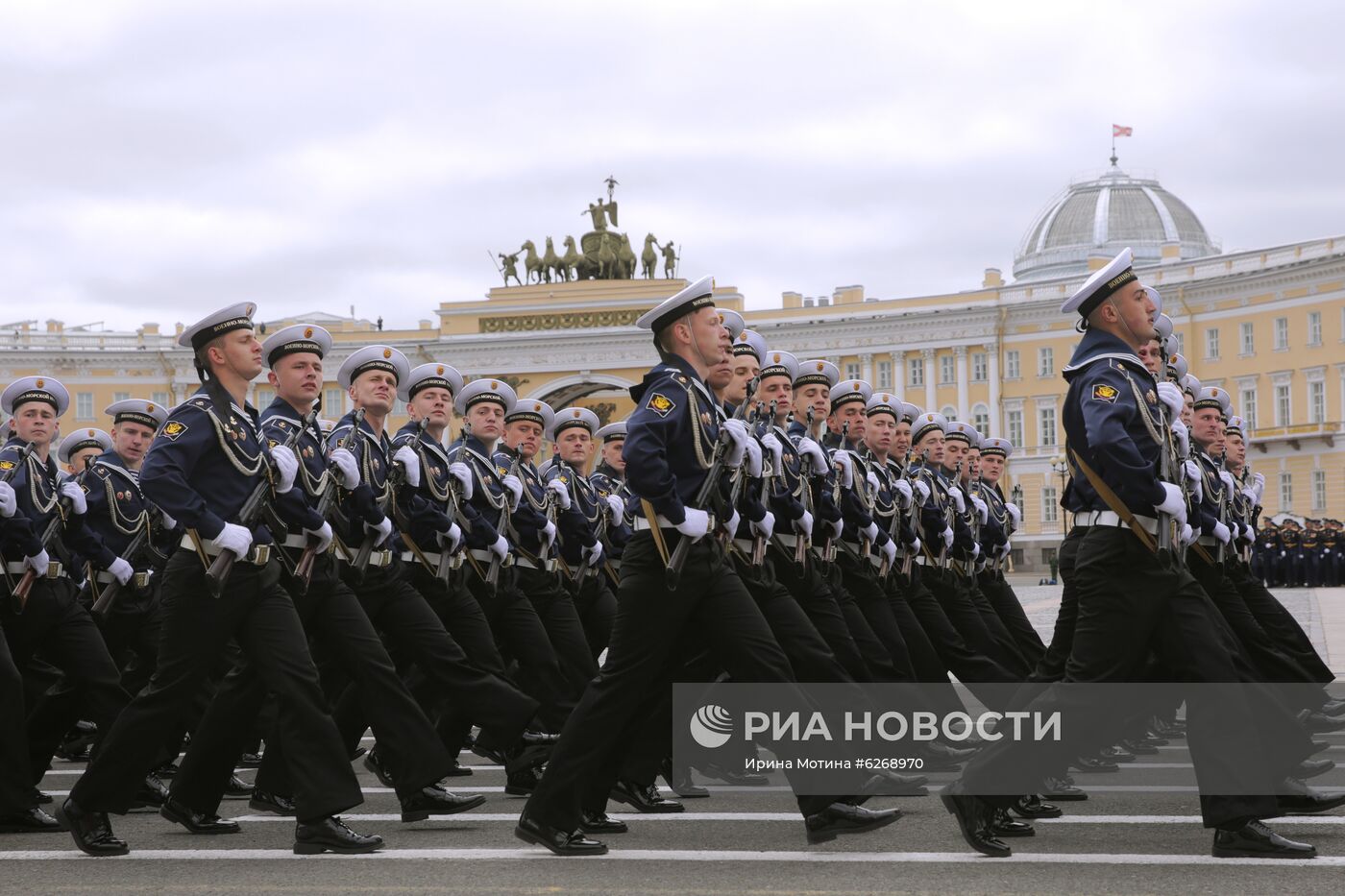 Генеральная репетиция парада Победы в городах России