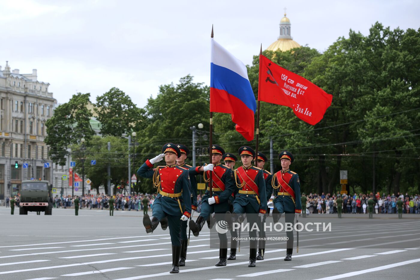 Генеральная репетиция парада Победы в городах России