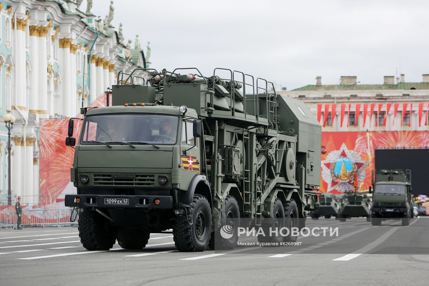 Генеральная репетиция парада Победы в городах России