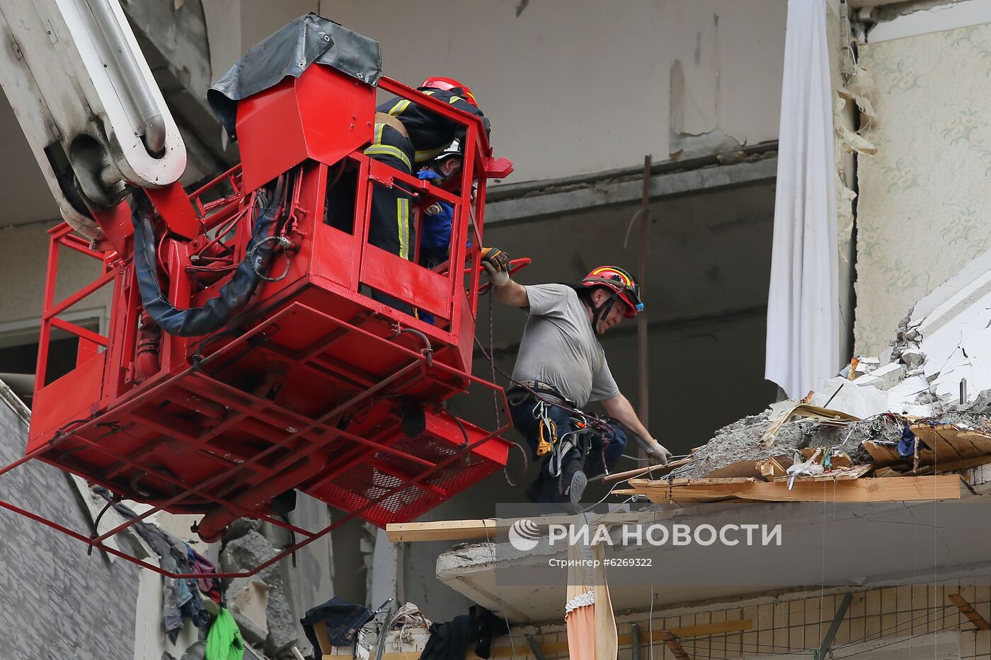 Взрыв газа в жилом доме в Киеве