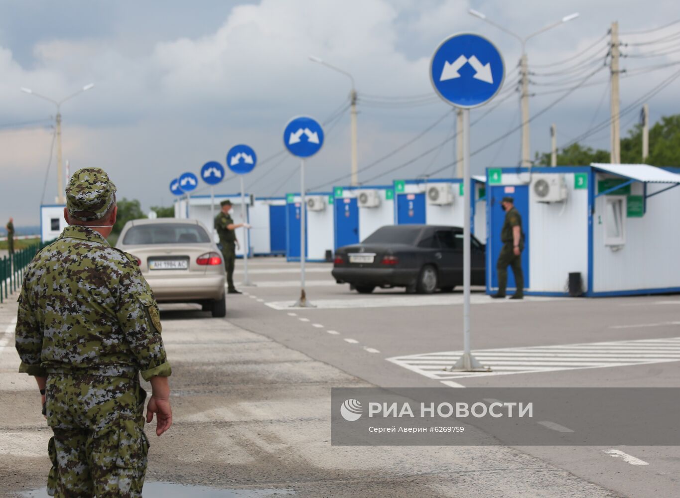 КПП на границе ДНР и Украины вновь заработали после карантина