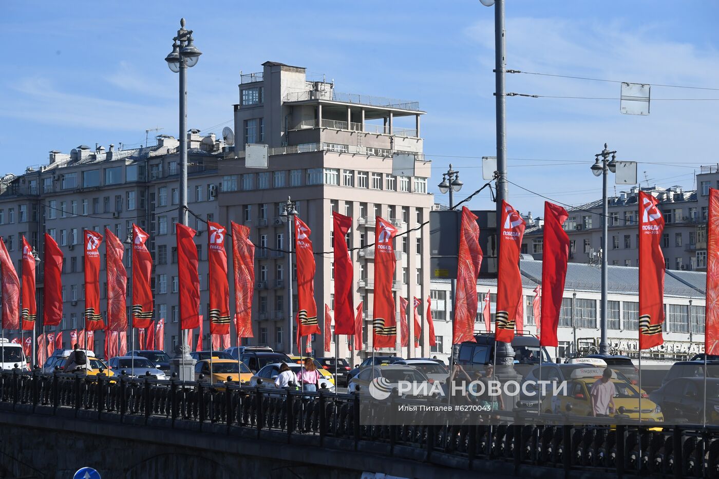 Украшение Москвы к параду Победы