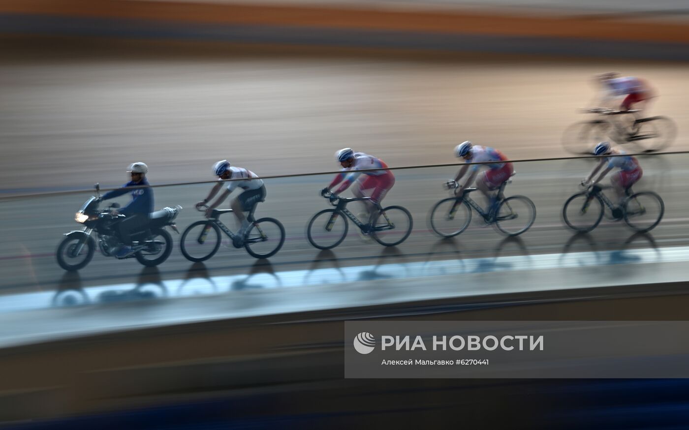 Тренировка сборной России по велоспорту на треке