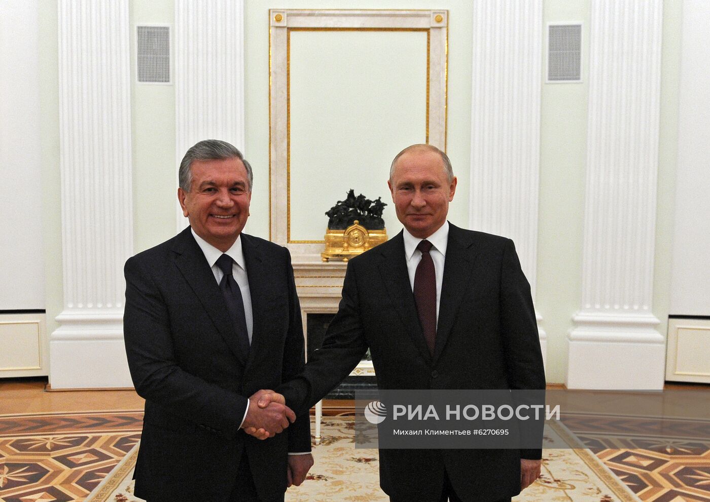 Президент РФ В. Путин встретился с президентом Узбекистана Ш. Мирзиеевым