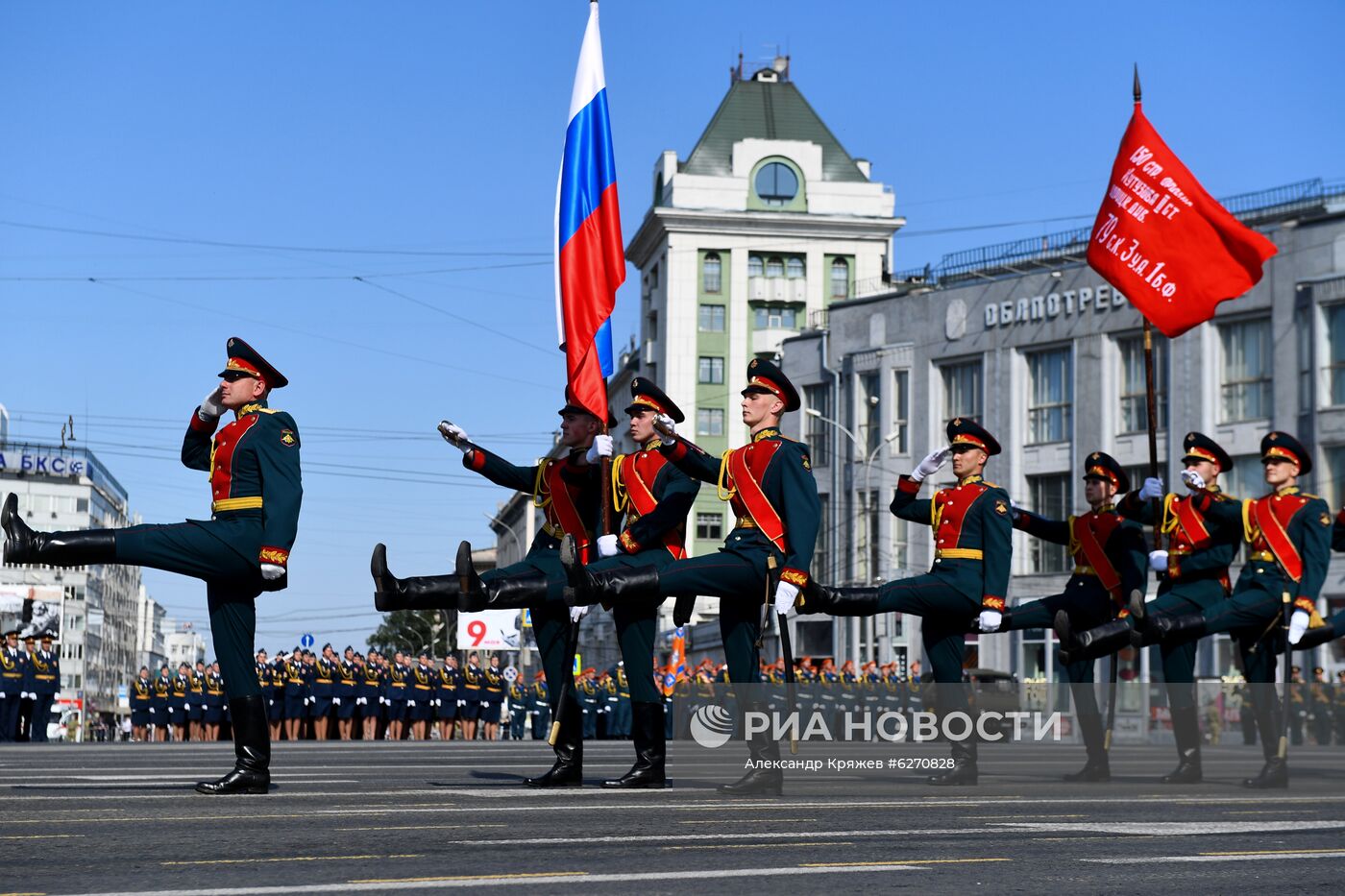 Военный парад в городах России в ознаменование 75-летия Победы