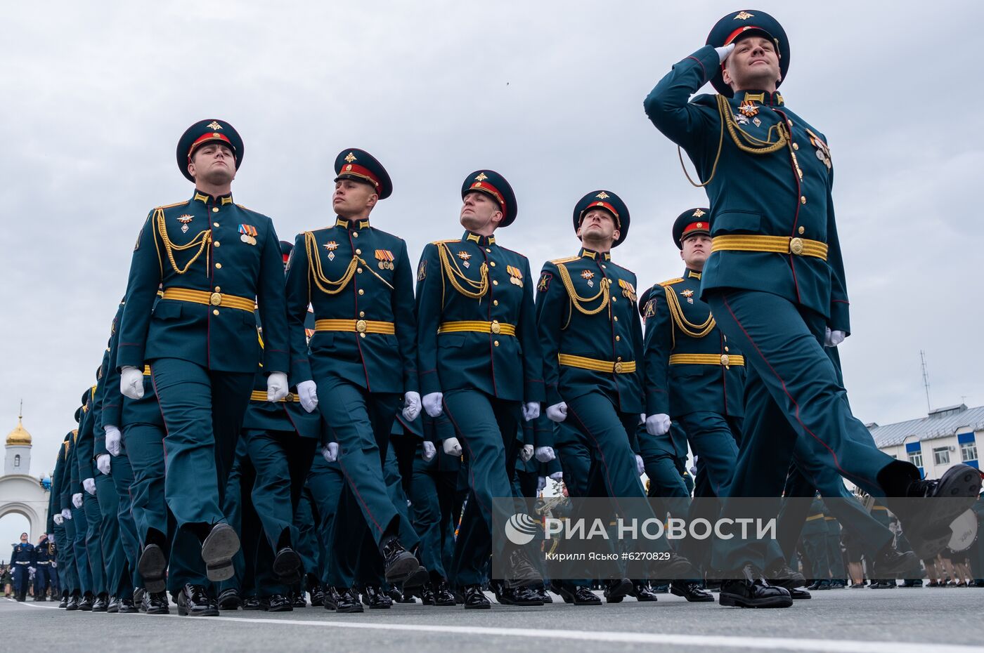 Военный парад в городах России в ознаменование 75-летия Победы