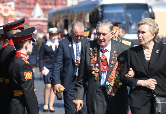 Военный парад в ознаменование 75-летия Победы