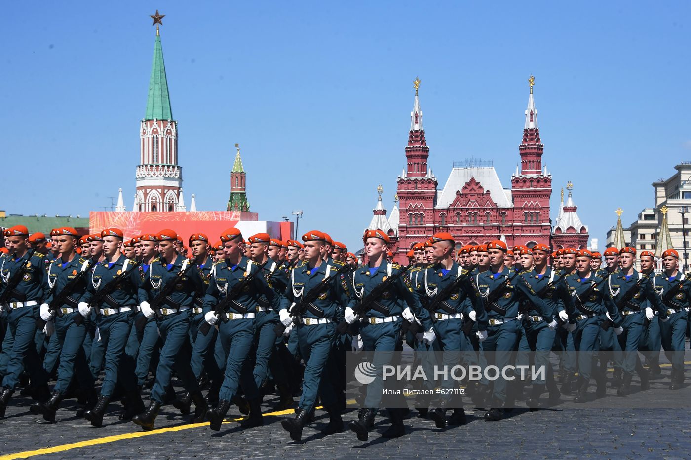 Военный парад в ознаменование 75-летия Победы