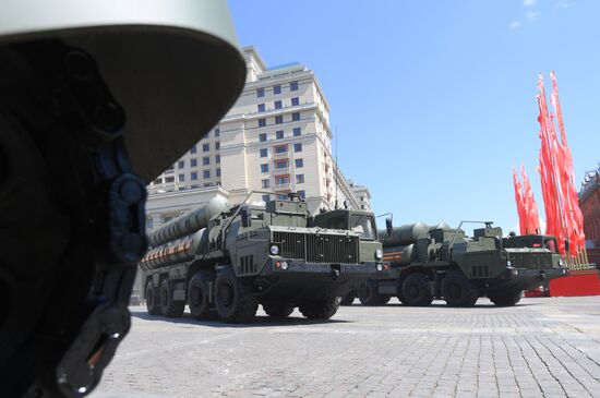 Военный парад в ознаменование 75-летия Победы