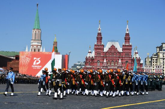 Военный парад в ознаменование 75-летия Победы