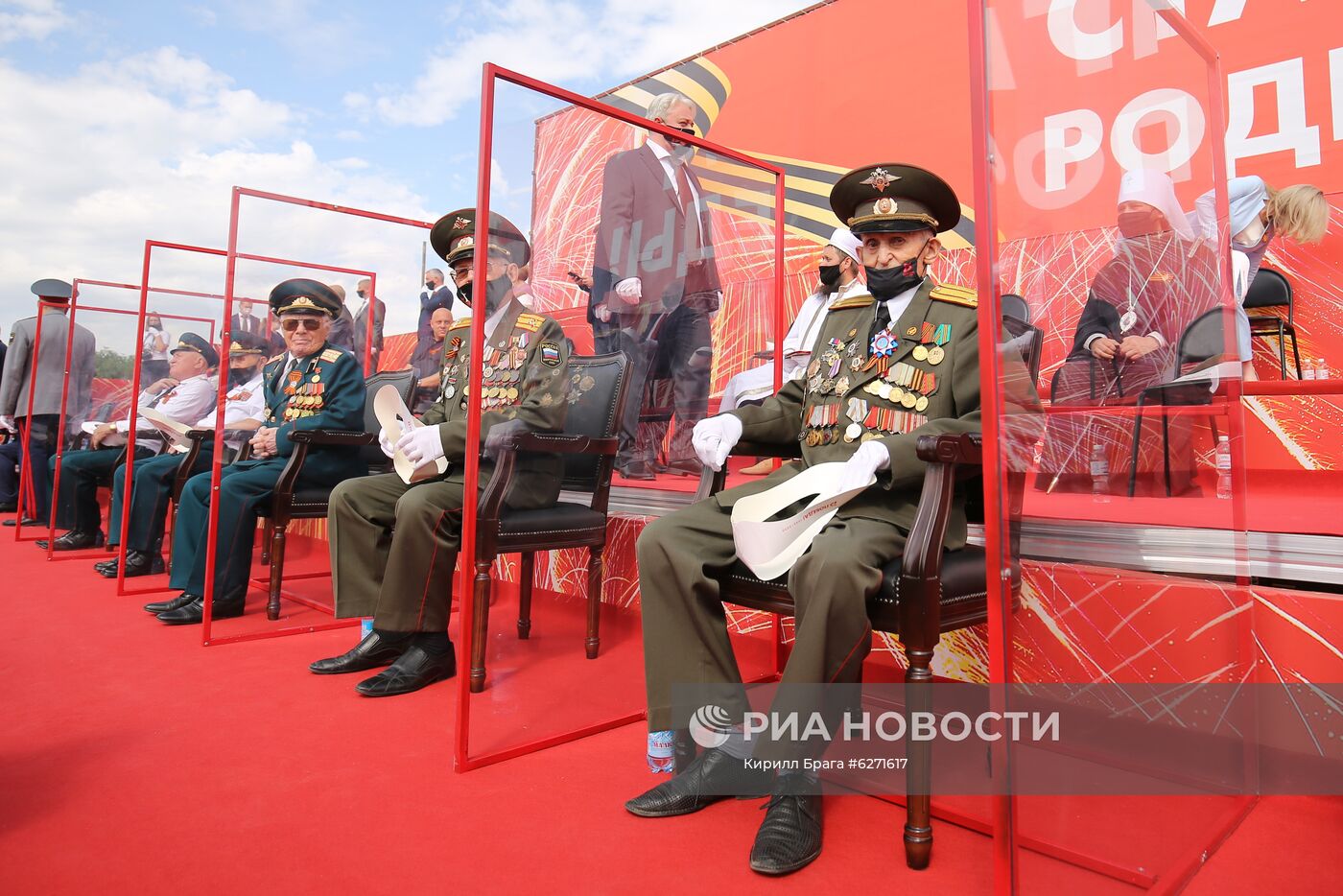 Военный парад в городах России в ознаменование 75-летия Победы