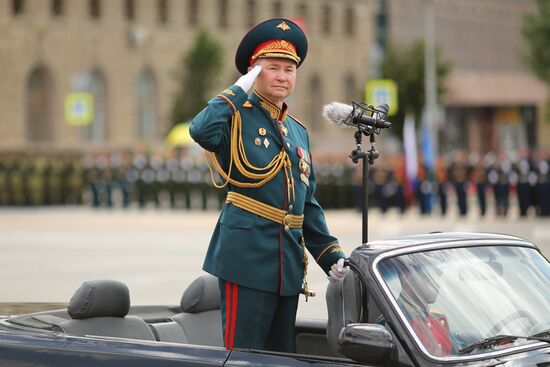 Военный парад в городах России в ознаменование 75-летия Победы