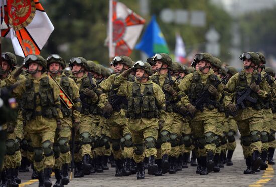 Военный парад в городах России в ознаменование 75-летия Победы