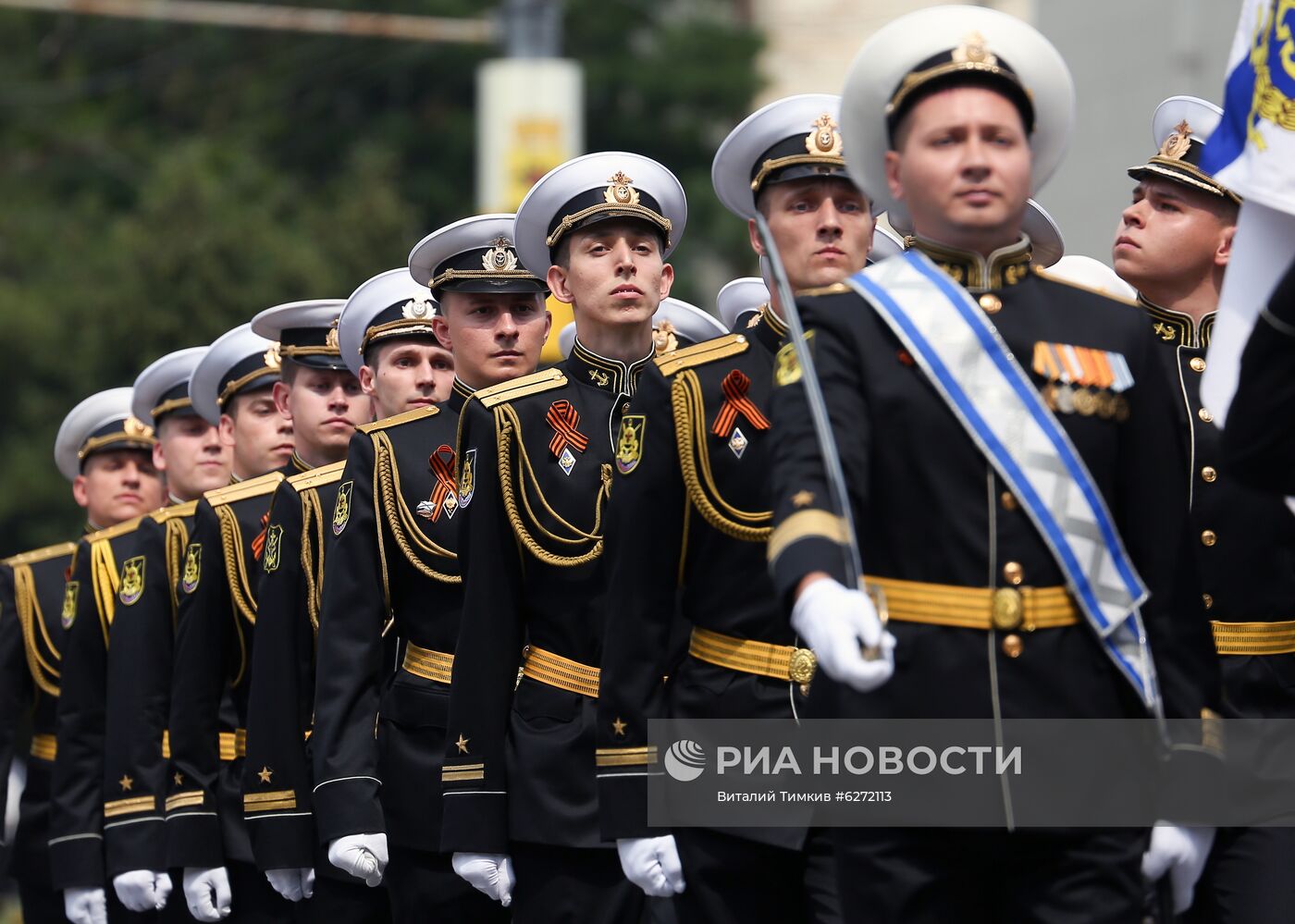 Военный парад в городах России в ознаменование 75-летия Победы