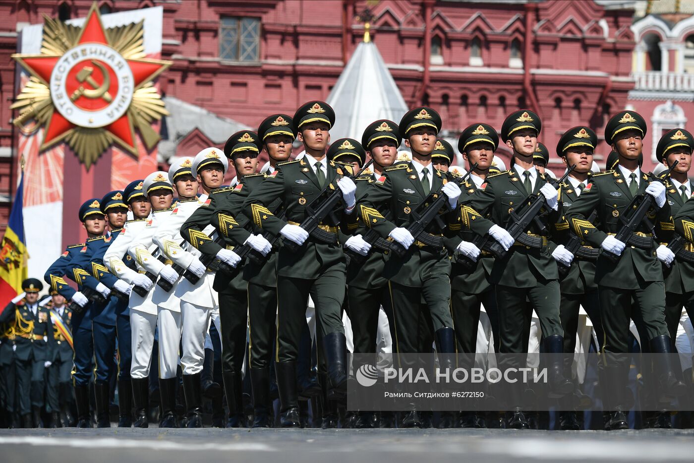 Военный парад в ознаменование 75-летия Победы