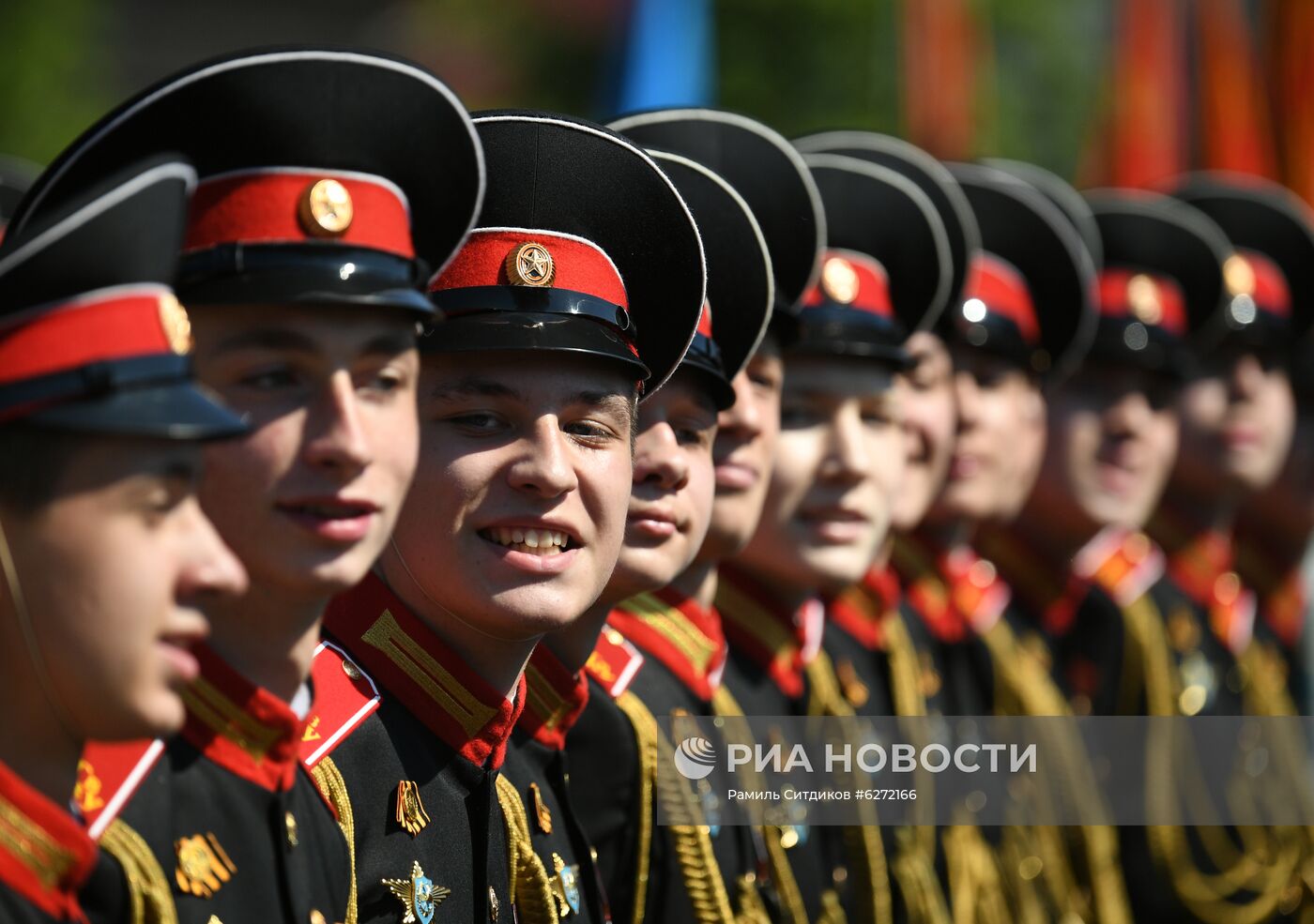 Военный парад в ознаменование 75-летия Победы