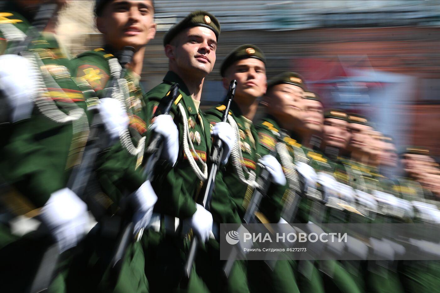 Военный парад в ознаменование 75-летия Победы