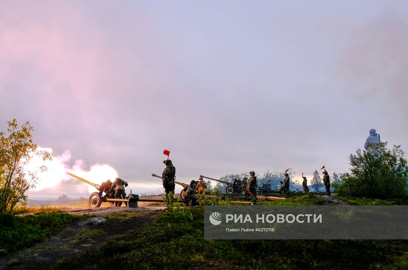 Салют в городах России в ознаменование 75-летия Победы