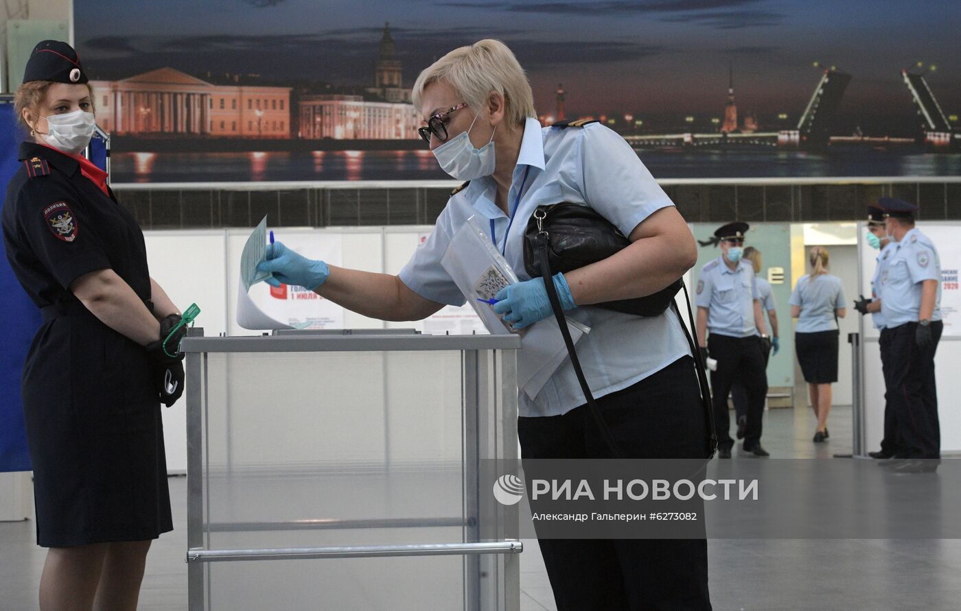 Голосование по внесению поправок в Конституцию РФ в городах России