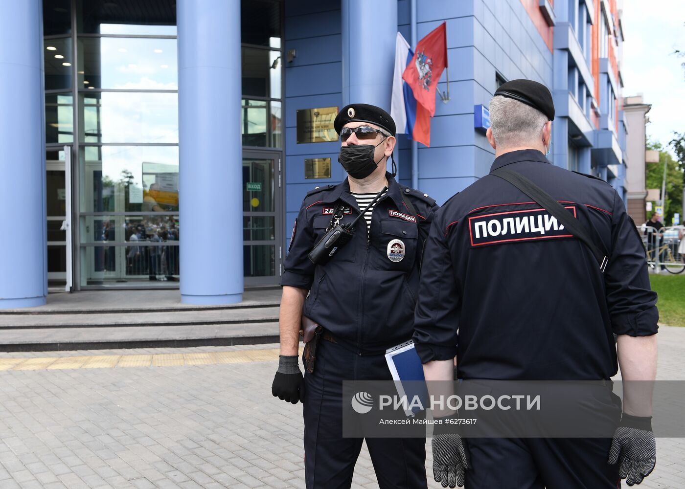 Оглашение приговора режиссеру К. Серебренникову