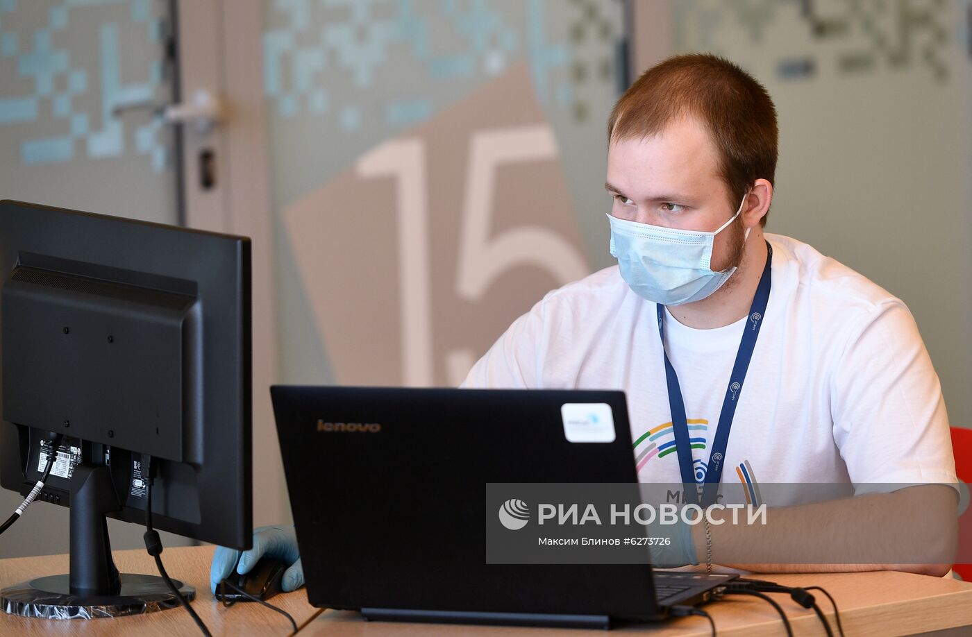 Работа приемной комиссии в московских университетах