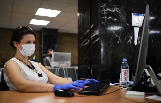 Работа приемной комиссии в московских университетах 