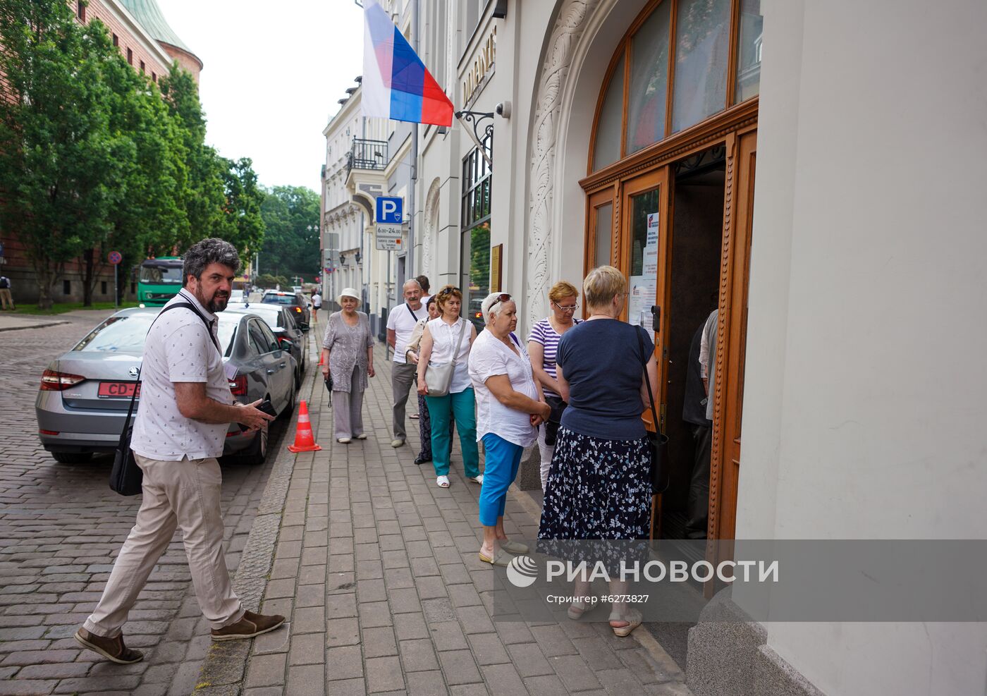 Голосование по внесению поправок в Конституцию РФ в Латвии