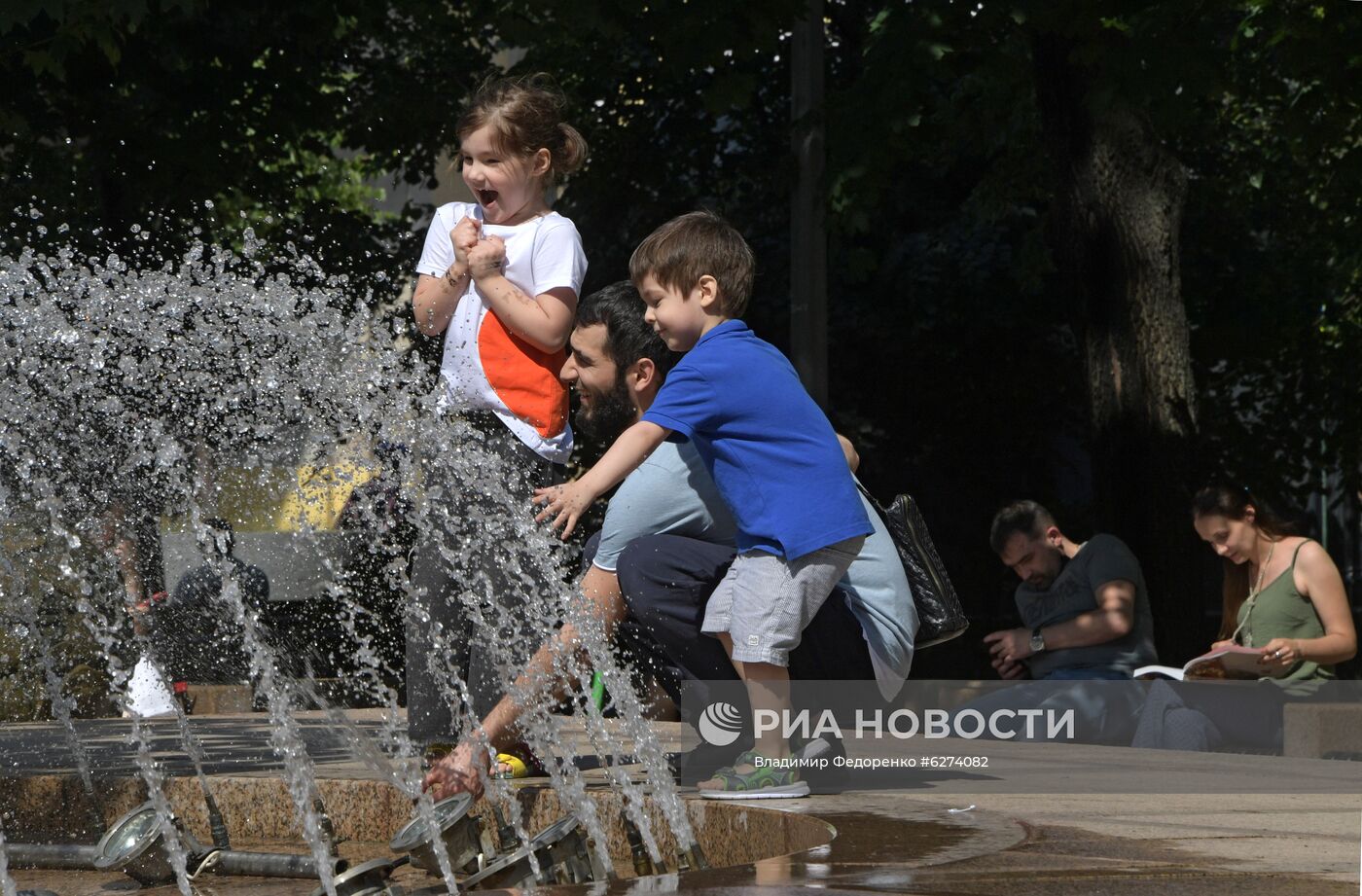 Теплая погода в Москве