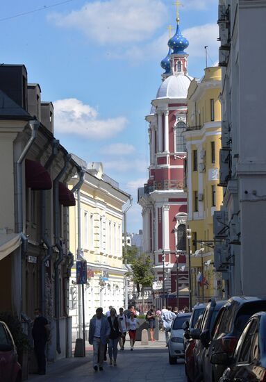 Теплая погода в Москве