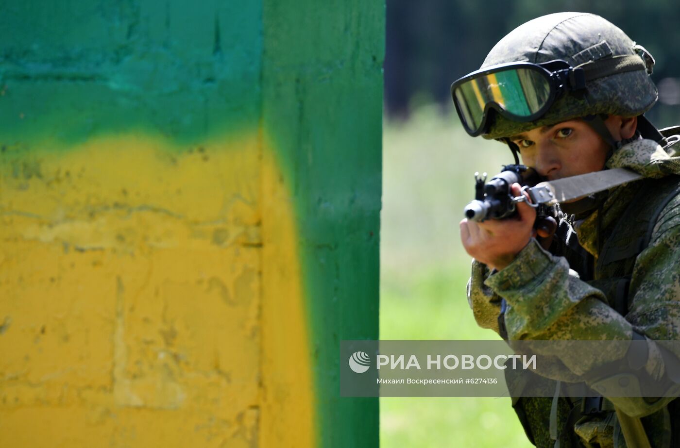 Учения военнослужащих Кантемировской дивизии ЗВО
