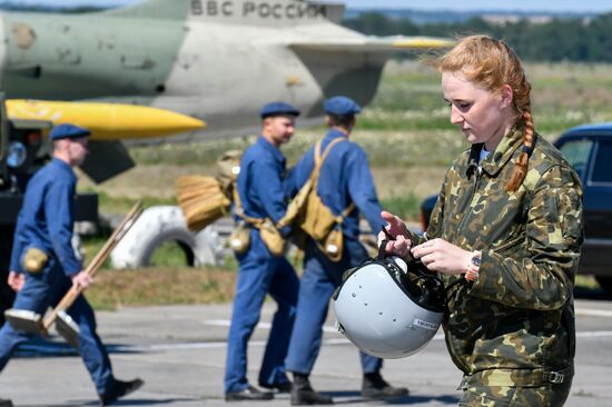 Летная практика в Краснодарском высшем военном авиационном училище