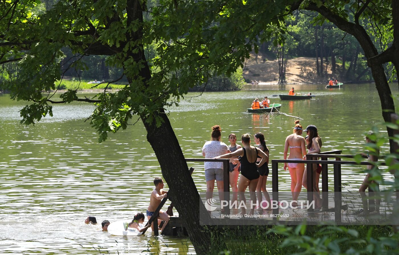 Теплая погода в Москве