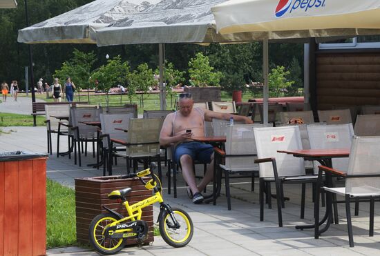 Теплая погода в Москве
