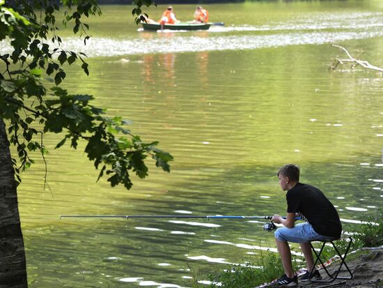 Теплая погода в Москве