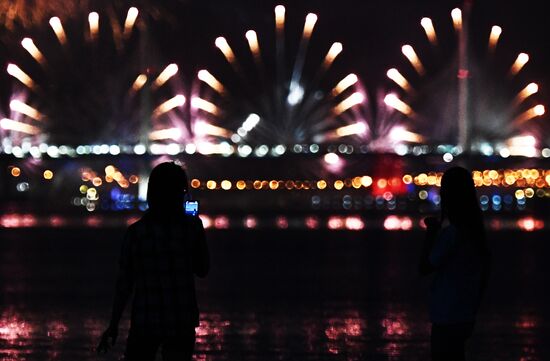 Праздник выпускников "Алые паруса" в Санкт-Петербурге