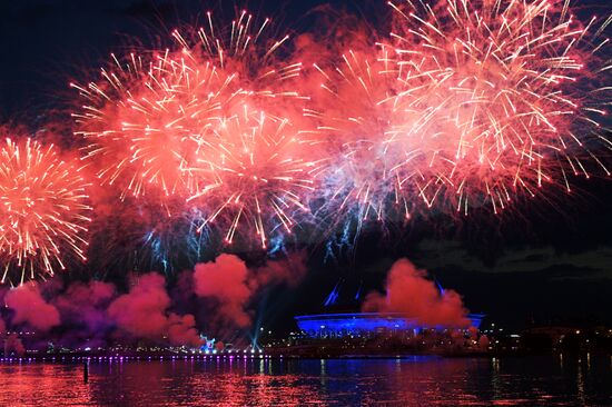 Праздник выпускников "Алые паруса" в Санкт-Петербурге