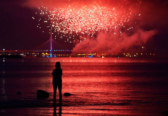 Праздник выпускников "Алые паруса" в Санкт-Петербурге